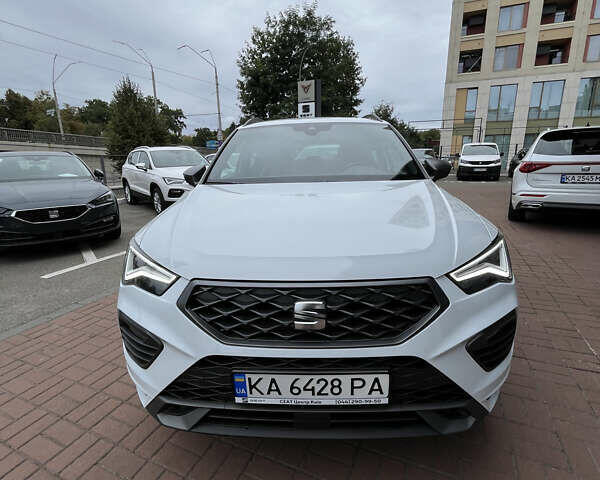 Белый Сеат Ateca, объемом двигателя 1.97 л и пробегом 9 тыс. км за 36128 $, фото 1 на Automoto.ua