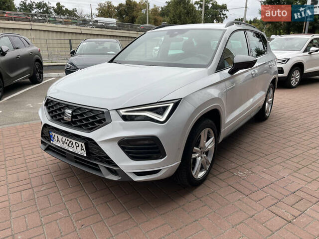 Белый Сеат Ateca, объемом двигателя 1.97 л и пробегом 9 тыс. км за 36128 $, фото 2 на Automoto.ua