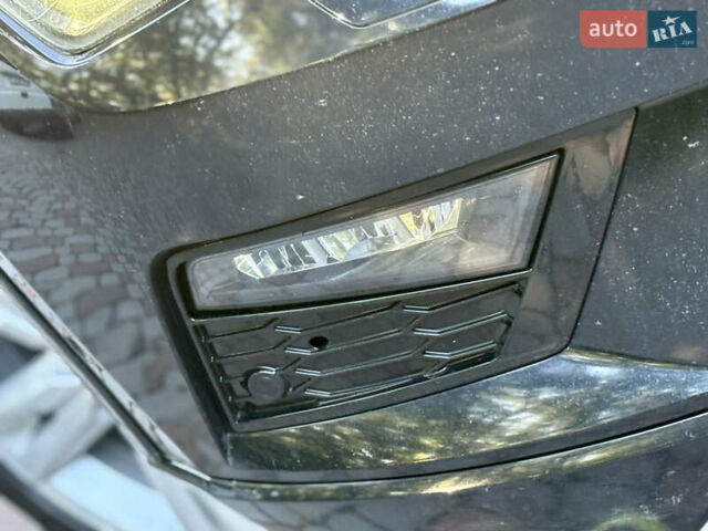 Черный Сеат Ateca, объемом двигателя 1.97 л и пробегом 231 тыс. км за 18750 $, фото 11 на Automoto.ua