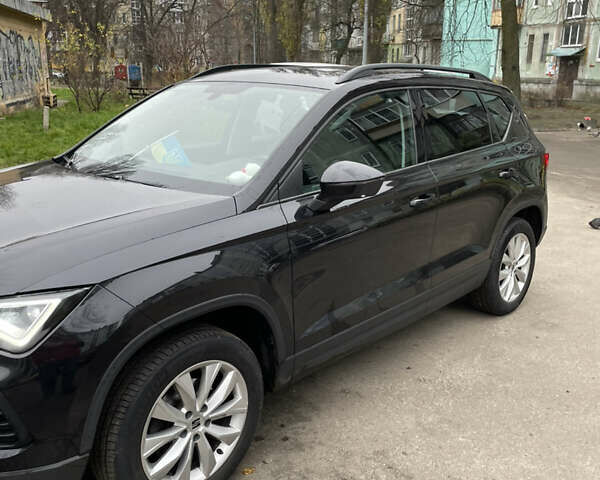 Черный Сеат Ateca, объемом двигателя 1.5 л и пробегом 74 тыс. км за 25000 $, фото 2 на Automoto.ua