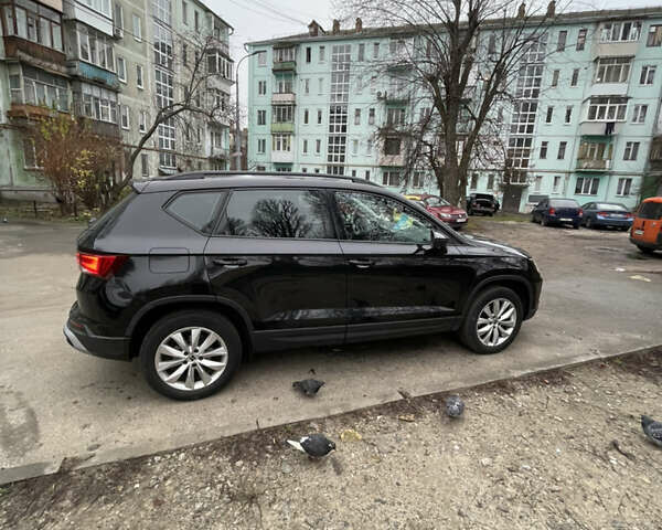 Черный Сеат Ateca, объемом двигателя 1.5 л и пробегом 74 тыс. км за 25000 $, фото 3 на Automoto.ua