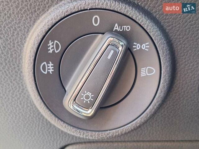 Коричневый Сеат Ateca, объемом двигателя 2 л и пробегом 81 тыс. км за 24500 $, фото 22 на Automoto.ua