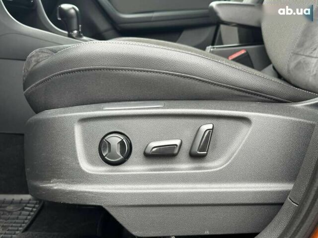 Сеат Ateca, объемом двигателя 1.4 л и пробегом 155 тыс. км за 20990 $, фото 21 на Automoto.ua