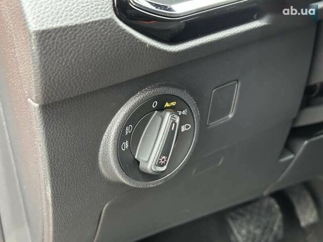 Сеат Ateca, объемом двигателя 1.4 л и пробегом 155 тыс. км за 20990 $, фото 24 на Automoto.ua