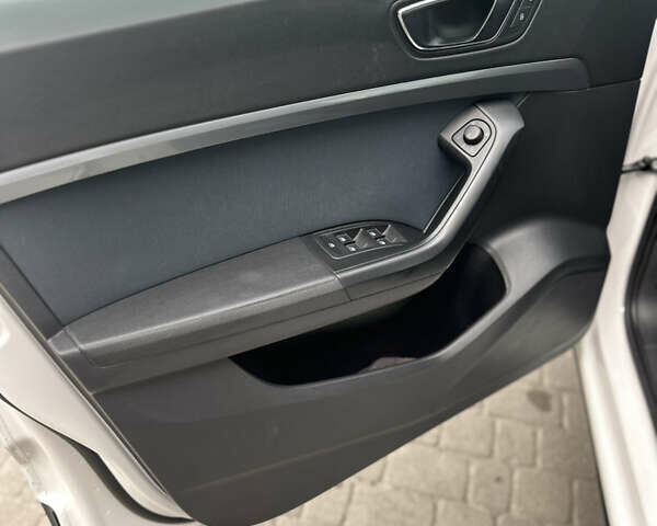 Сеат Ateca, объемом двигателя 0 л и пробегом 91 тыс. км за 17800 $, фото 12 на Automoto.ua