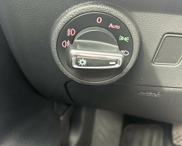 Сеат Ateca, объемом двигателя 0 л и пробегом 91 тыс. км за 17800 $, фото 14 на Automoto.ua