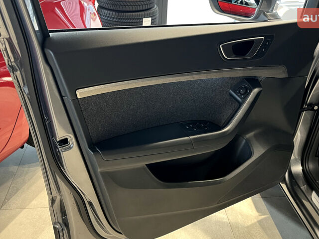 Сеат Ateca, объемом двигателя 1.4 л и пробегом 0 тыс. км за 40773 $, фото 7 на Automoto.ua