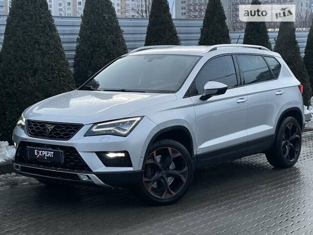 Серый Сеат Ateca, объемом двигателя 1.97 л и пробегом 135 тыс. км за 23490 $, фото 2 на Automoto.ua