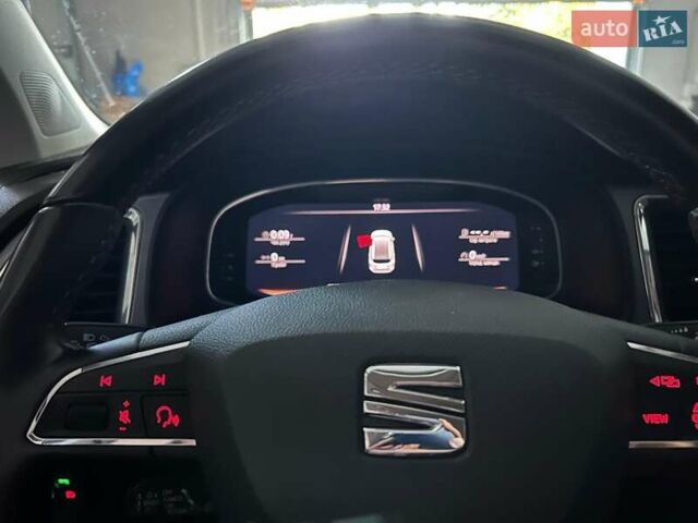Серый Сеат Ateca, объемом двигателя 1.4 л и пробегом 92 тыс. км за 19700 $, фото 12 на Automoto.ua