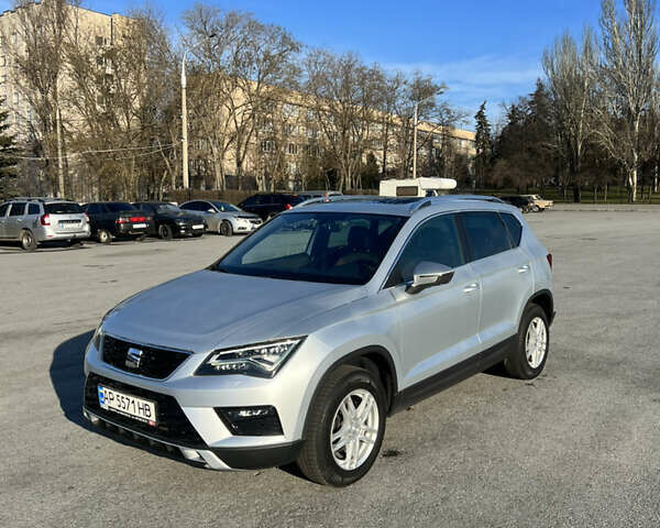 Серый Сеат Ateca, объемом двигателя 1.6 л и пробегом 118 тыс. км за 23500 $, фото 12 на Automoto.ua