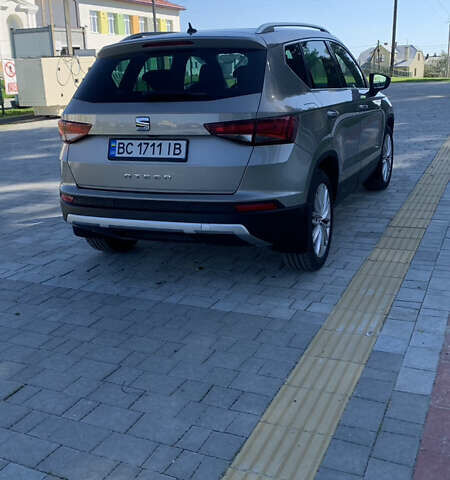 Сірий Сеат Ateca, об'ємом двигуна 1.6 л та пробігом 81 тис. км за 22000 $, фото 3 на Automoto.ua