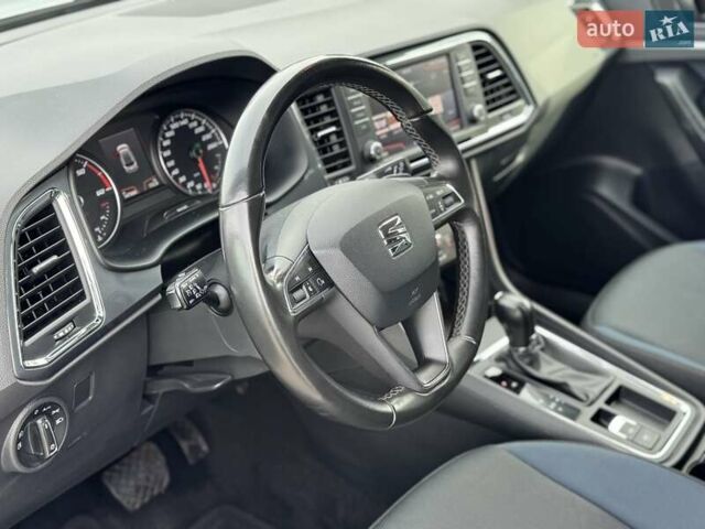 Сірий Сеат Ateca, об'ємом двигуна 1.6 л та пробігом 148 тис. км за 16800 $, фото 6 на Automoto.ua