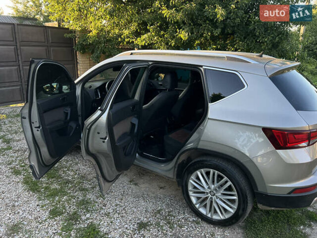 Серый Сеат Ateca, объемом двигателя 1.6 л и пробегом 168 тыс. км за 19800 $, фото 8 на Automoto.ua