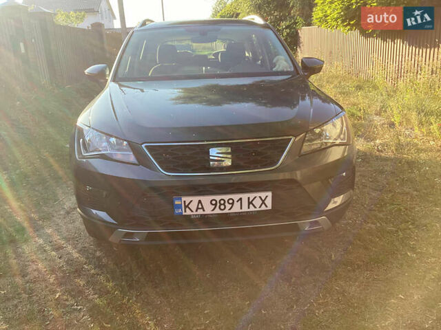 Серый Сеат Ateca, объемом двигателя 1.6 л и пробегом 62 тыс. км за 23500 $, фото 2 на Automoto.ua