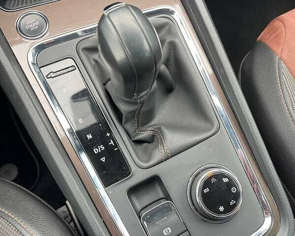 Серый Сеат Ateca, объемом двигателя 2 л и пробегом 167 тыс. км за 19100 $, фото 9 на Automoto.ua
