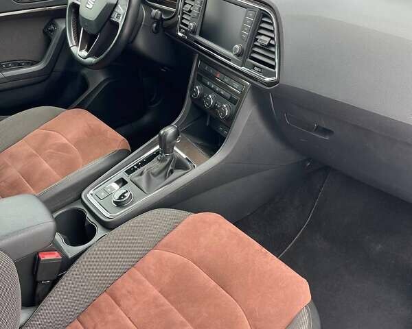 Серый Сеат Ateca, объемом двигателя 2 л и пробегом 167 тыс. км за 19100 $, фото 10 на Automoto.ua