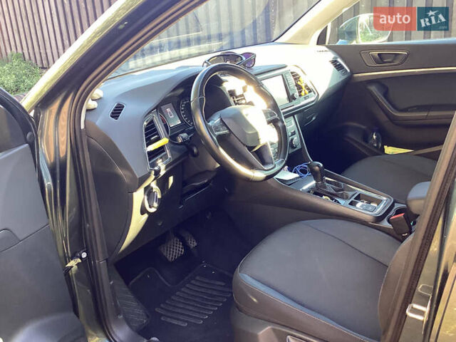 Серый Сеат Ateca, объемом двигателя 1.6 л и пробегом 62 тыс. км за 23500 $, фото 8 на Automoto.ua