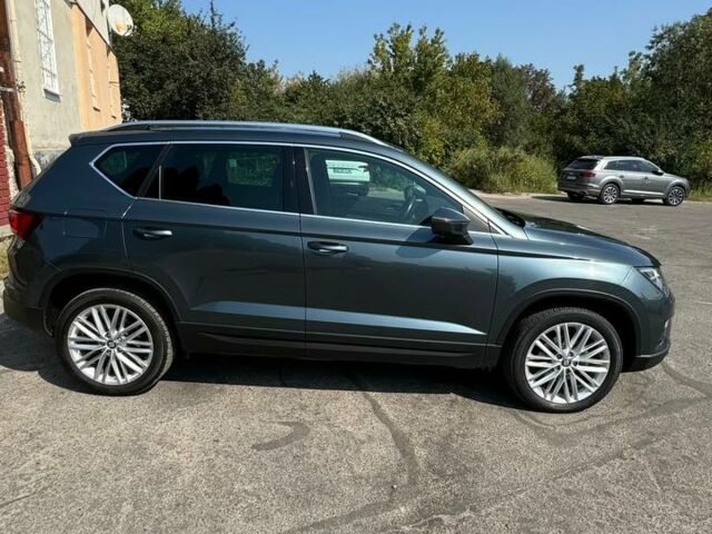 Серый Сеат Ateca, объемом двигателя 1.6 л и пробегом 148 тыс. км за 21500 $, фото 2 на Automoto.ua