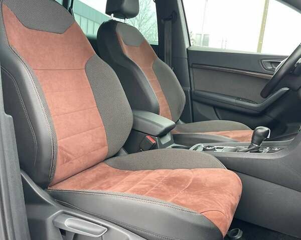 Серый Сеат Ateca, объемом двигателя 2 л и пробегом 167 тыс. км за 19100 $, фото 11 на Automoto.ua