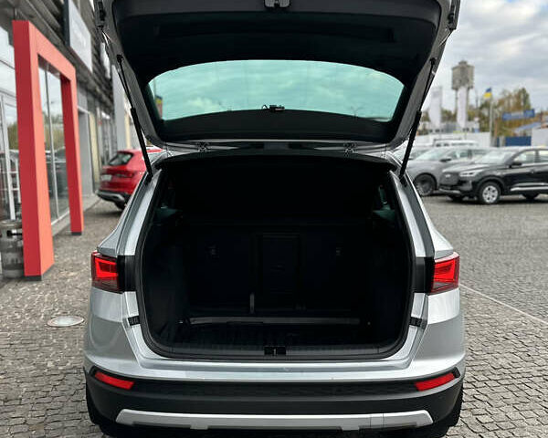 Сірий Сеат Ateca, об'ємом двигуна 1.6 л та пробігом 99 тис. км за 20500 $, фото 11 на Automoto.ua