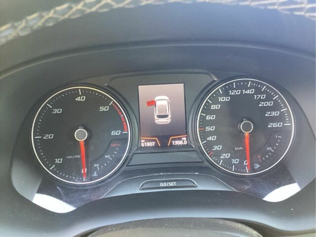 Серый Сеат Ateca, объемом двигателя 1.6 л и пробегом 62 тыс. км за 22500 $, фото 6 на Automoto.ua