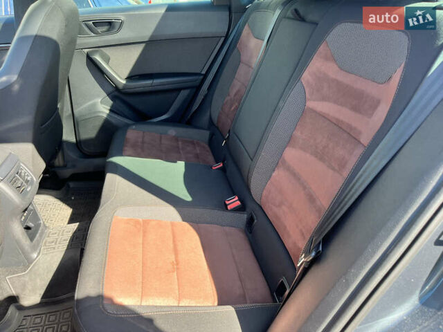 Серый Сеат Ateca, объемом двигателя 1.6 л и пробегом 84 тыс. км за 21000 $, фото 29 на Automoto.ua