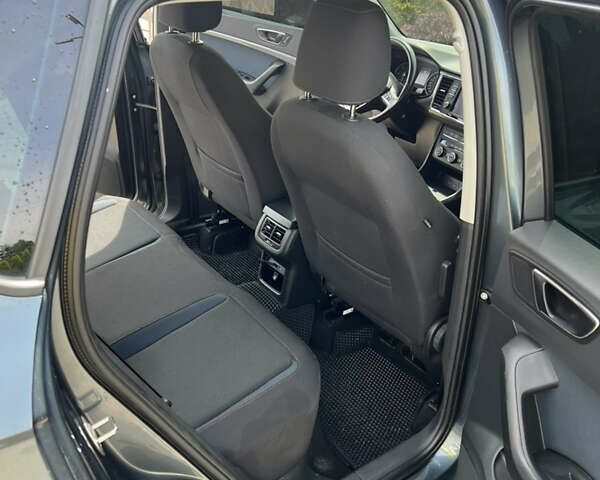 Серый Сеат Ateca, объемом двигателя 1.6 л и пробегом 268 тыс. км за 17000 $, фото 8 на Automoto.ua