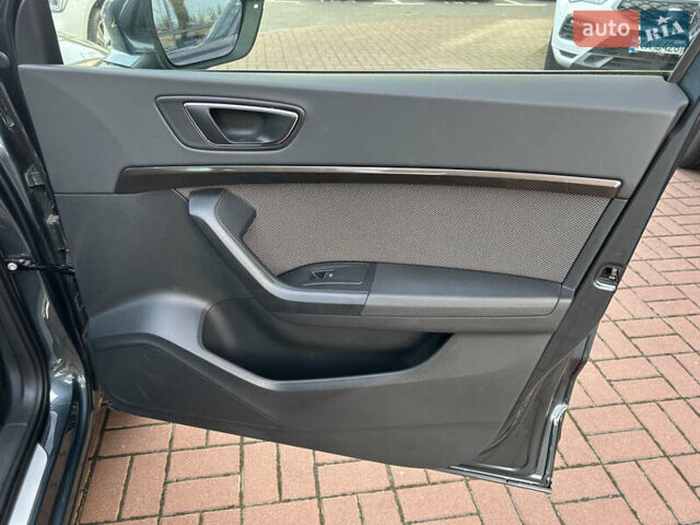 Серый Сеат Ateca, объемом двигателя 1.6 л и пробегом 80 тыс. км за 19500 $, фото 19 на Automoto.ua