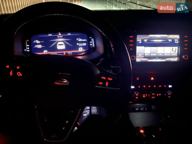 Серый Сеат Ateca, объемом двигателя 1.6 л и пробегом 84 тыс. км за 21000 $, фото 40 на Automoto.ua