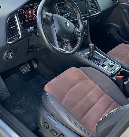 Сірий Сеат Ateca, об'ємом двигуна 1.6 л та пробігом 81 тис. км за 22000 $, фото 8 на Automoto.ua