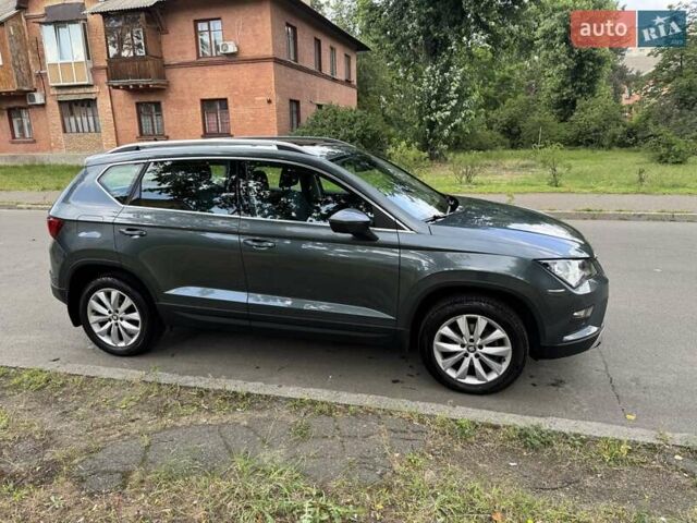 Серый Сеат Ateca, объемом двигателя 1.6 л и пробегом 56 тыс. км за 22500 $, фото 2 на Automoto.ua