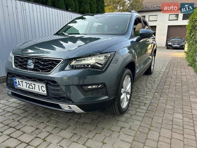 Серый Сеат Ateca, объемом двигателя 1.4 л и пробегом 92 тыс. км за 19700 $, фото 2 на Automoto.ua
