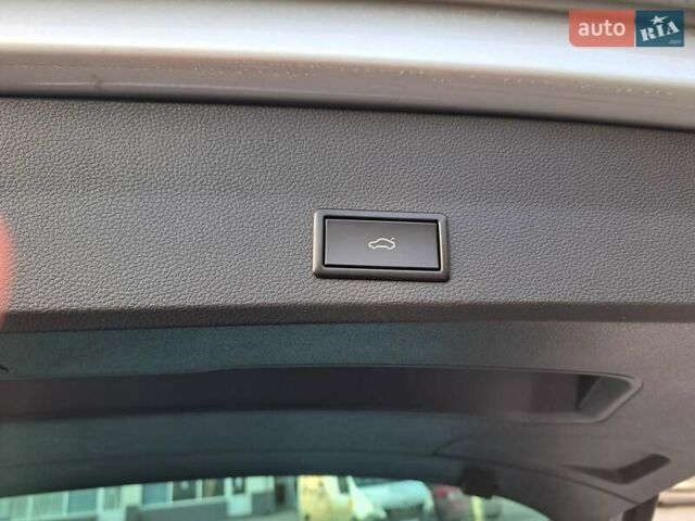 Серый Сеат Ateca, объемом двигателя 1.97 л и пробегом 181 тыс. км за 21999 $, фото 37 на Automoto.ua