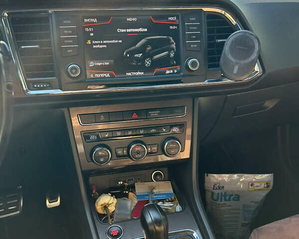 Серый Сеат Ateca, объемом двигателя 1.6 л и пробегом 205 тыс. км за 16500 $, фото 17 на Automoto.ua