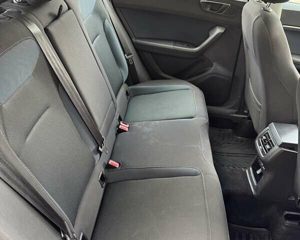 Серый Сеат Ateca, объемом двигателя 1.6 л и пробегом 56 тыс. км за 22500 $, фото 15 на Automoto.ua