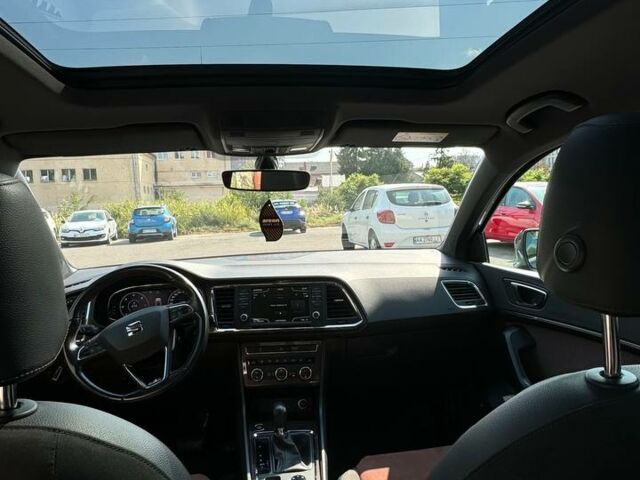 Серый Сеат Ateca, объемом двигателя 1.6 л и пробегом 148 тыс. км за 21500 $, фото 15 на Automoto.ua