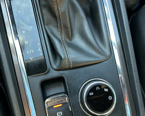 Серый Сеат Ateca, объемом двигателя 1.6 л и пробегом 205 тыс. км за 16500 $, фото 13 на Automoto.ua