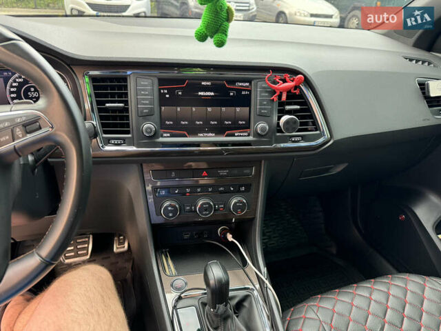Сірий Сеат Ateca, об'ємом двигуна 1.6 л та пробігом 112 тис. км за 20900 $, фото 6 на Automoto.ua