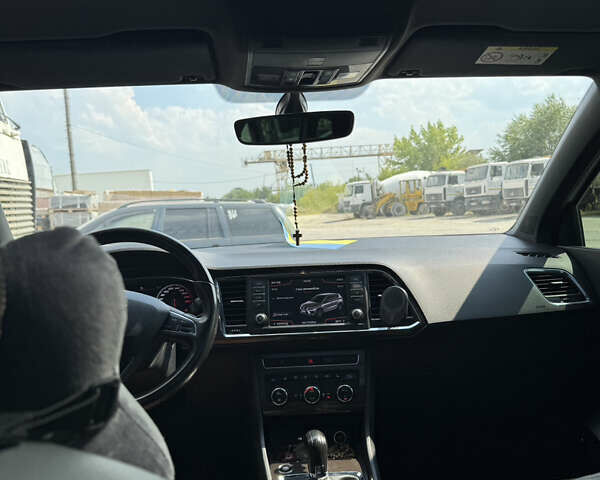 Серый Сеат Ateca, объемом двигателя 1.6 л и пробегом 205 тыс. км за 16500 $, фото 32 на Automoto.ua