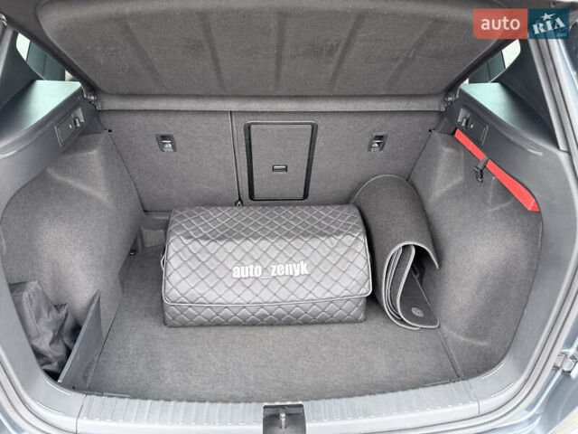 Серый Сеат Ateca, объемом двигателя 1.97 л и пробегом 208 тыс. км за 23700 $, фото 38 на Automoto.ua