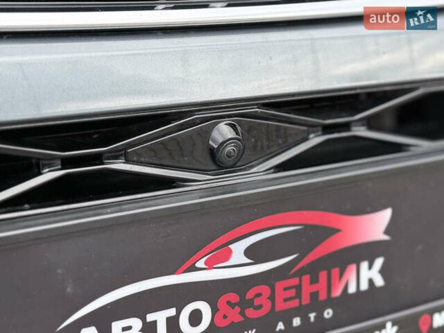 Серый Сеат Ateca, объемом двигателя 1.97 л и пробегом 208 тыс. км за 23700 $, фото 4 на Automoto.ua