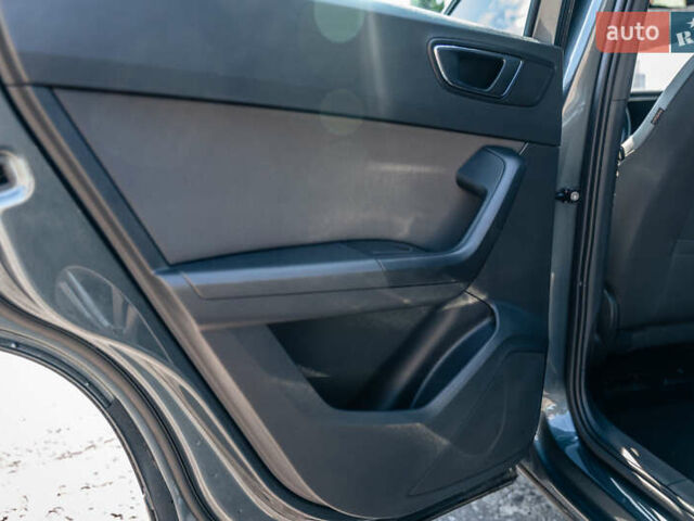 Серый Сеат Ateca, объемом двигателя 1.97 л и пробегом 154 тыс. км за 23900 $, фото 34 на Automoto.ua