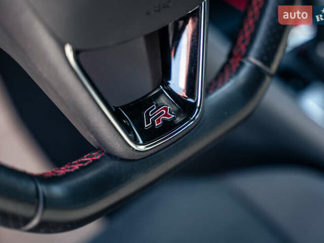 Серый Сеат Ateca, объемом двигателя 1.97 л и пробегом 154 тыс. км за 23900 $, фото 30 на Automoto.ua