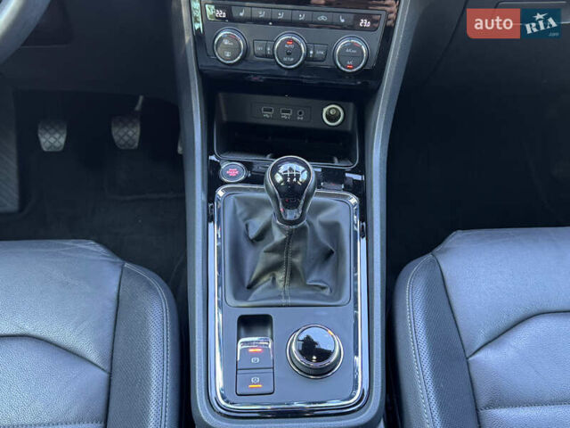 Серый Сеат Ateca, объемом двигателя 1.97 л и пробегом 120 тыс. км за 22990 $, фото 23 на Automoto.ua