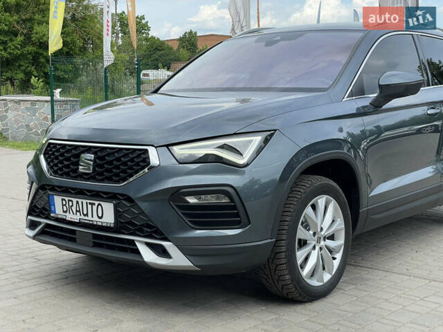Серый Сеат Ateca, объемом двигателя 2 л и пробегом 140 тыс. км за 23999 $, фото 3 на Automoto.ua