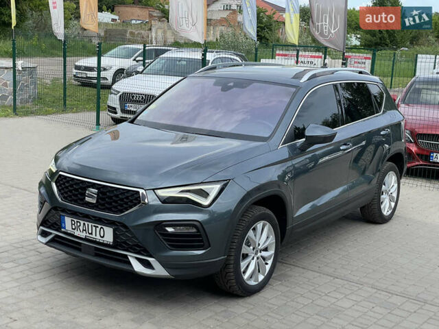 Серый Сеат Ateca, объемом двигателя 2 л и пробегом 140 тыс. км за 23999 $, фото 1 на Automoto.ua