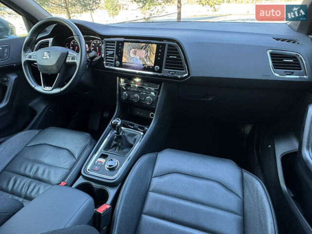 Серый Сеат Ateca, объемом двигателя 1.97 л и пробегом 120 тыс. км за 22990 $, фото 20 на Automoto.ua