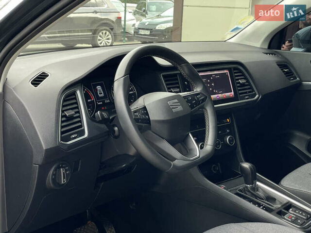 Серый Сеат Ateca, объемом двигателя 2 л и пробегом 140 тыс. км за 23999 $, фото 24 на Automoto.ua