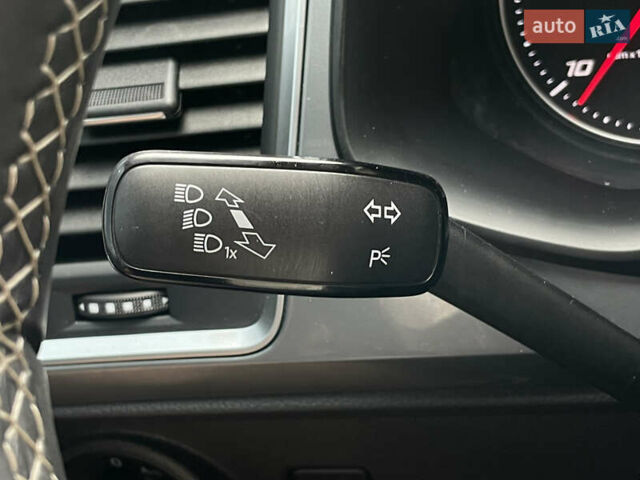 Серый Сеат Ateca, объемом двигателя 2 л и пробегом 140 тыс. км за 23999 $, фото 45 на Automoto.ua
