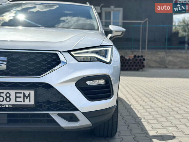 Серый Сеат Ateca, объемом двигателя 1.5 л и пробегом 61 тыс. км за 22000 $, фото 8 на Automoto.ua